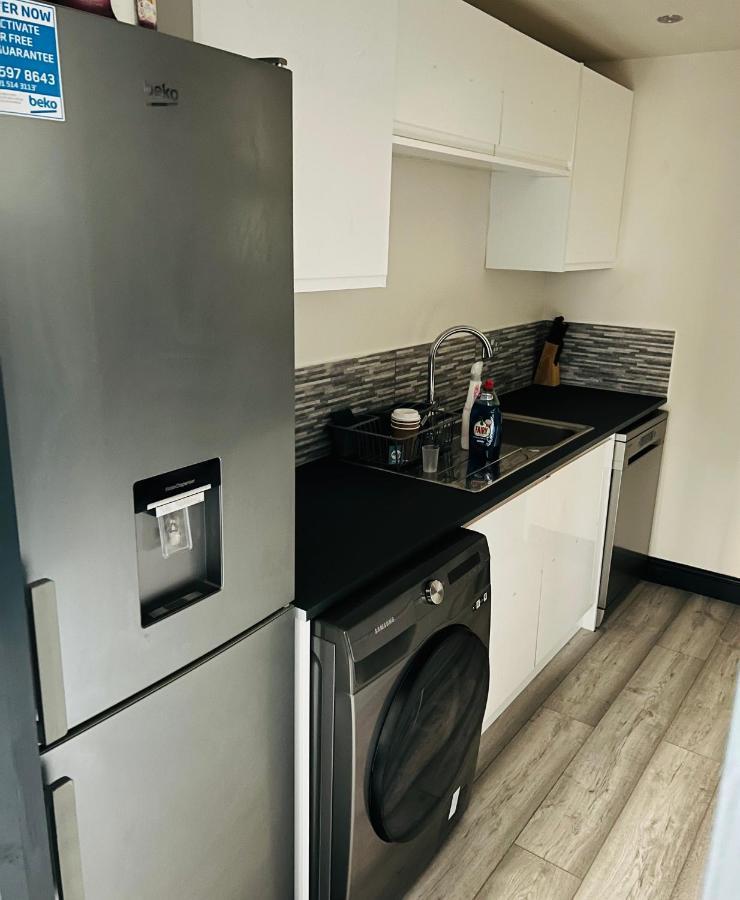 Green Lantern, Private En-Suite Double Bedroom Aveley Esterno foto