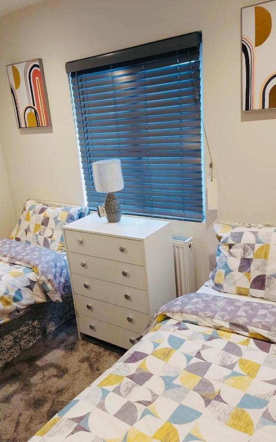 Green Lantern, Private En-Suite Double Bedroom Aveley Esterno foto